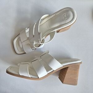 Marc Fisher Louisa White Leather Block Heel Sandals Sz 10 Minimalist Chic Resort